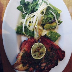pollo a la chimichurri.