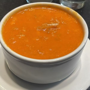 Sopa tomate 