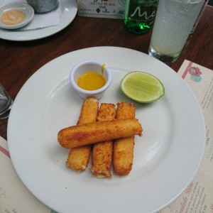 deditos de queso apanados