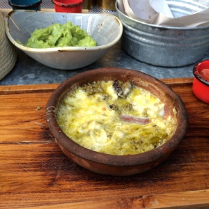 Cazuela de quedo y chorizo verde en Cantina y Punto. Deliciosa