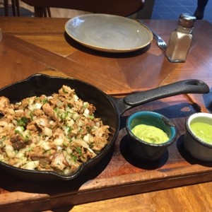chicharron de atun