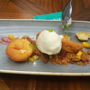 Pie de queso con helado de Guayaba