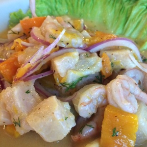 Ceviche mixto peruano