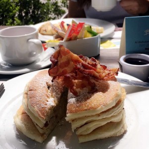 Hotcakes de frutos rojos