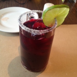 agua fresca de flor de jamaica