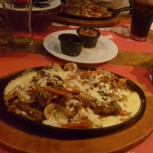 fajitas mixtas con queso