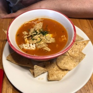 media sopa de tortilla