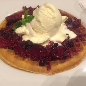 Waffle frutos del bosque
