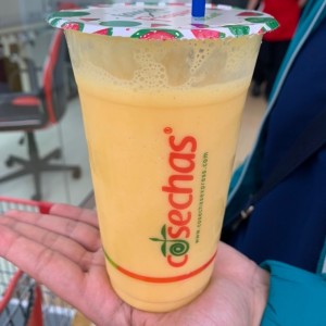 jugo frutas con basa de helado 