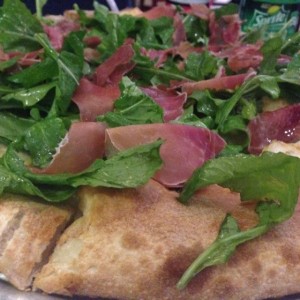 mozzarela y rugula