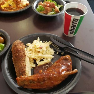 costilla de cerdo con pasta