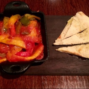 Peperonata e Salchiccia