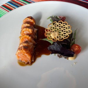 Tataki salmon