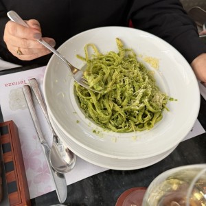 Pasta pesto