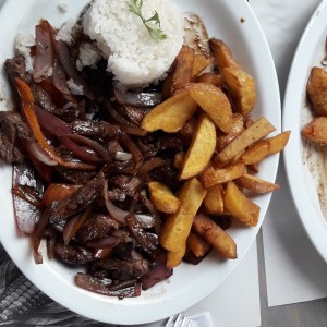 lomo salteado