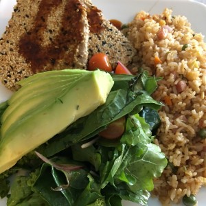salmon en costra de ajonjoli
