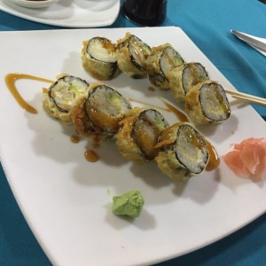 Tempura rollo fish con pescado blanco