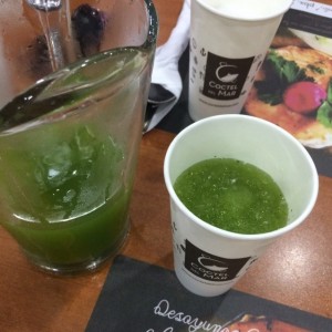 limonada de yerbabuena