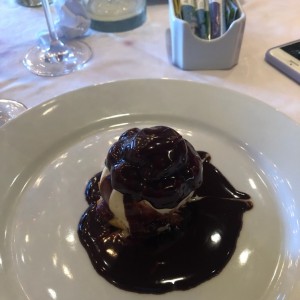 puedes pedir 1 profiterol !!