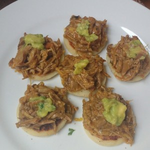 arepas con carne desmechada