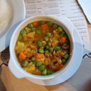 guiso de pata con arveja