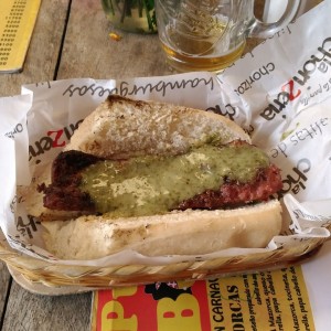 Porteño, chorizo argentino con chimichurri