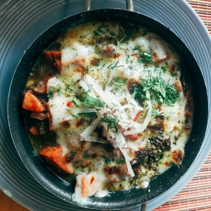 Chorizo con queso