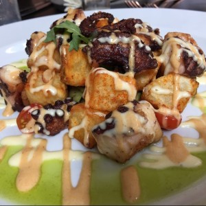 Pulpo a la brasa