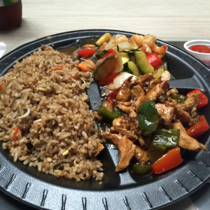 Arroz, Pollo Teriyaki, Camarones Kung Pao