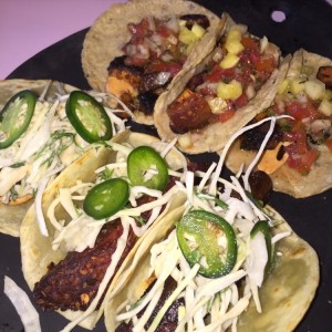 tacos de morrillo y al pastor