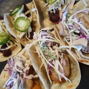 Tacos de morrillo y tacos de pescado