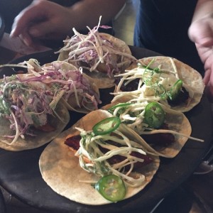 Tacos de morrillo y tacos al pastor