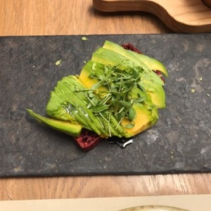 Tostadas con aguacate