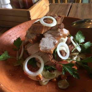 chicharron habas garbanzos