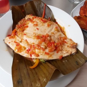 cachama en hoja de platano