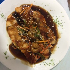 Salmon con salsa Teriyaki