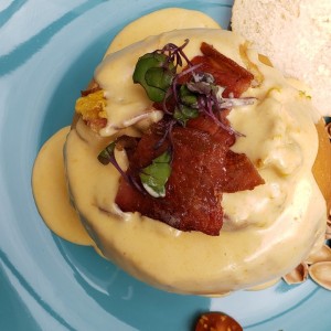 huevos con tocineta