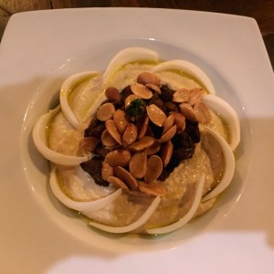 Hummus M