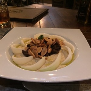 Hummus M