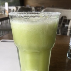 Jugo de mango biche