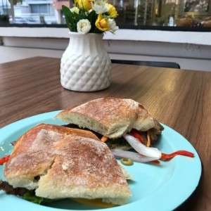 sanduche de roast beef