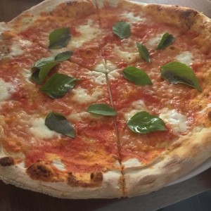 Pizza Margherita