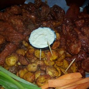 Alitas  buffala ahumadas, honey garlic y bbq (Combo de 24 duplicadas)