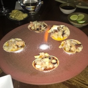 Mariscos al Fuego