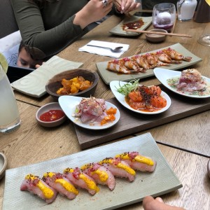 variedad de ceviches