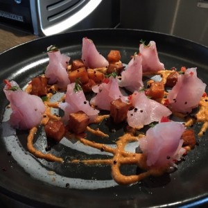 Tiradito de corvina