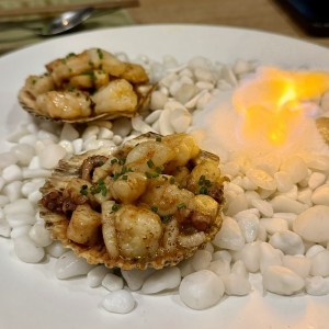 Mariscos al Fuego