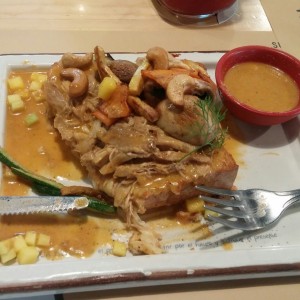 pato pollo thai