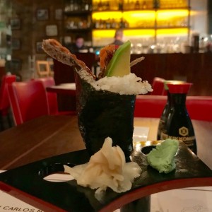 maki salmon skin