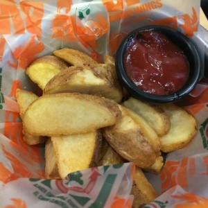 Papas en casco